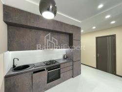 公寓 2-комн 53.2 m² - 尼科·皮罗斯马尼, Batumi