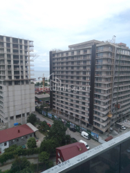 公寓 28 平方米的公寓 - 莱赫和玛丽亚·卡钦斯基, Batumi, 佐治亚州。