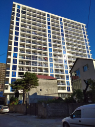公寓 1-комн 28 m² - 莱赫和玛丽亚·卡钦斯基, Batumi