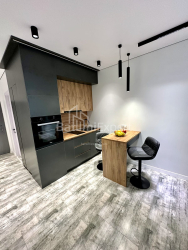 公寓 1-комн 34 m² - 塔玛拉女王, Batumi