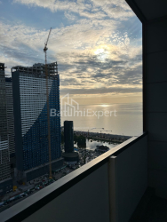 公寓 34.7 平方米的公寓 - 尼科·皮罗斯马尼, Batumi, 佐治亚州。