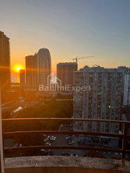 公寓 65 平方米的公寓 - 伊利亚·查瓦查瓦泽, Batumi, 佐治亚州。