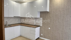 公寓 3-комн 60 m² - 亚历山德拉·苏拉贝里泽, Batumi