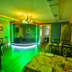 餐厅 300 平方米的公寓 - Vazha-Pshavela, Batumi, 佐治亚州。