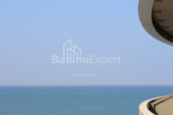 公寓 28 平方米的公寓 - 优素福·科巴拉泽, Batumi, 佐治亚州。