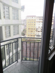 公寓 29 平方米的公寓 - 沙尔瓦·伊纳萨里泽, Batumi, 佐治亚州。