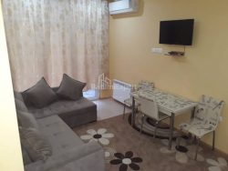 公寓 2-комн 63 m² - 沙尔瓦·伊纳萨里泽, Batumi