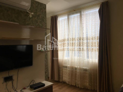 公寓 80 平方米的公寓 - 治安官 Khimshiashvili, Batumi, 佐治亚州。