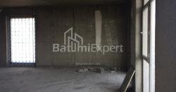 公寓 74.7 平方米的公寓 - 治安官 Khimshiashvili, Batumi, 佐治亚州。