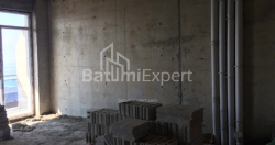 公寓 39.3 平方米的公寓 - 治安官 Khimshiashvili, Batumi, 佐治亚州。