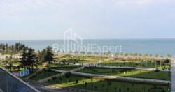 公寓 172.01 平方米的公寓 - 莱赫和玛丽亚·卡钦斯基, Batumi, 佐治亚州。