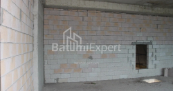 公寓 75.57 平方米的公寓 - 莱赫和玛丽亚·卡钦斯基, Batumi, 佐治亚州。