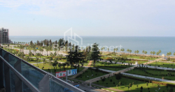 公寓 75.57 平方米的公寓 - 莱赫和玛丽亚·卡钦斯基, Batumi, 佐治亚州。