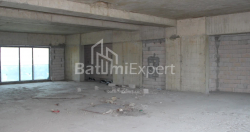 公寓 1-комн 172.7 m² - 莱赫和玛丽亚·卡钦斯基, Batumi