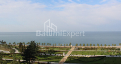 公寓 75.75 平方米的公寓 - 莱赫和玛丽亚·卡钦斯基, Batumi, 佐治亚州。
