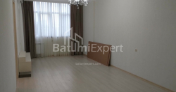 公寓 3-комн 66.8 m² - 优素福·科巴拉泽, Batumi