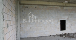 公寓 75.75 平方米的公寓 - 莱赫和玛丽亚·卡钦斯基, Batumi, 佐治亚州。