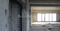 公寓 172.49 平方米的公寓 - 莱赫和玛丽亚·卡钦斯基, Batumi, 佐治亚州。