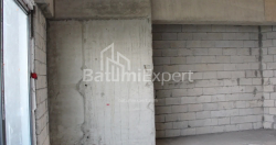 公寓 172.49 平方米的公寓 - 莱赫和玛丽亚·卡钦斯基, Batumi, 佐治亚州。