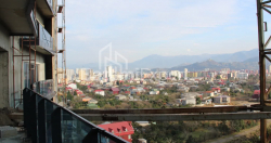 公寓 89.15 平方米的公寓 - 莱赫和玛丽亚·卡钦斯基, Batumi, 佐治亚州。