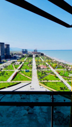 公寓 32 平方米的公寓 - 治安官 Khimshiashvili, Batumi, 佐治亚州。
