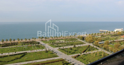 公寓 75.75 平方米的公寓 - 莱赫和玛丽亚·卡钦斯基, Batumi, 佐治亚州。