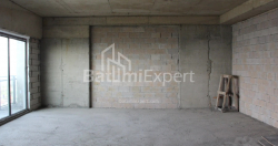 公寓 2-комн 75.8 m² - 莱赫和玛丽亚·卡钦斯基, Batumi