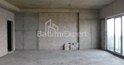 公寓 2-комн 75.8 m² - 莱赫和玛丽亚·卡钦斯基, Batumi