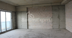 公寓 75.75 平方米的公寓 - 莱赫和玛丽亚·卡钦斯基, Batumi, 佐治亚州。