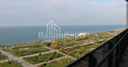 公寓 75.75 平方米的公寓 - 莱赫和玛丽亚·卡钦斯基, Batumi, 佐治亚州。