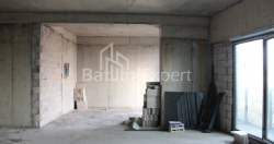 公寓 89.38 平方米的公寓 - 莱赫和玛丽亚·卡钦斯基, Batumi, 佐治亚州。